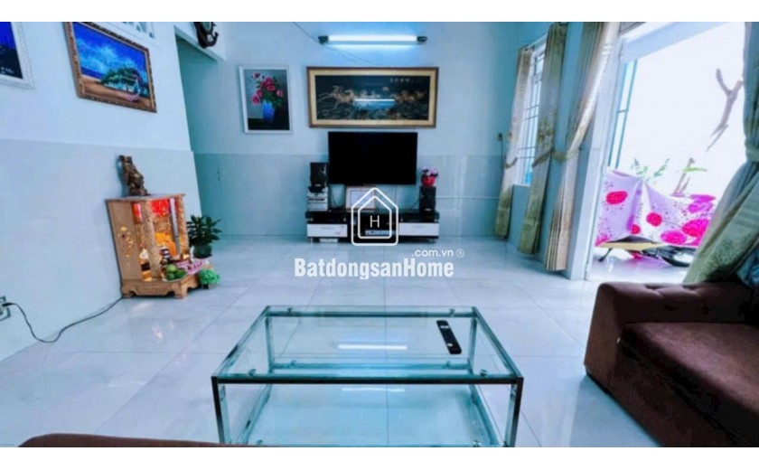 Chủ bán gấp nhà 2 tầng Âu Cơ – ngang 6,47m – đường 5m ô tô